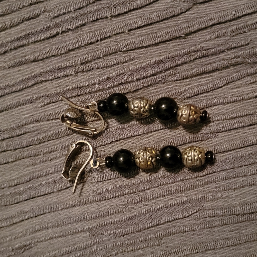 Bundle clip on earrings - Picture 7 of 7